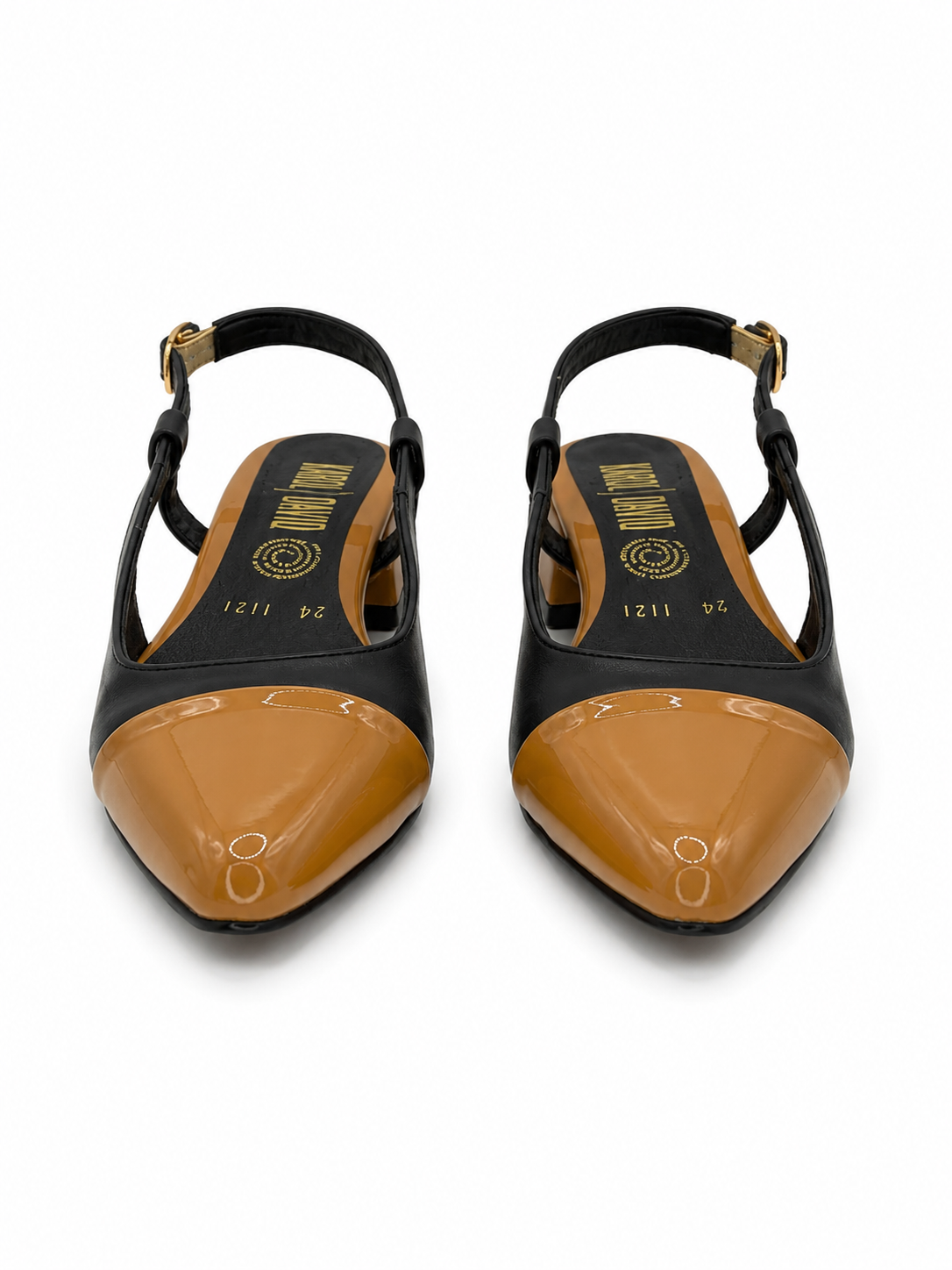 Zapatilla Mujer Negra Punta Fina Charol Camello 38-1121