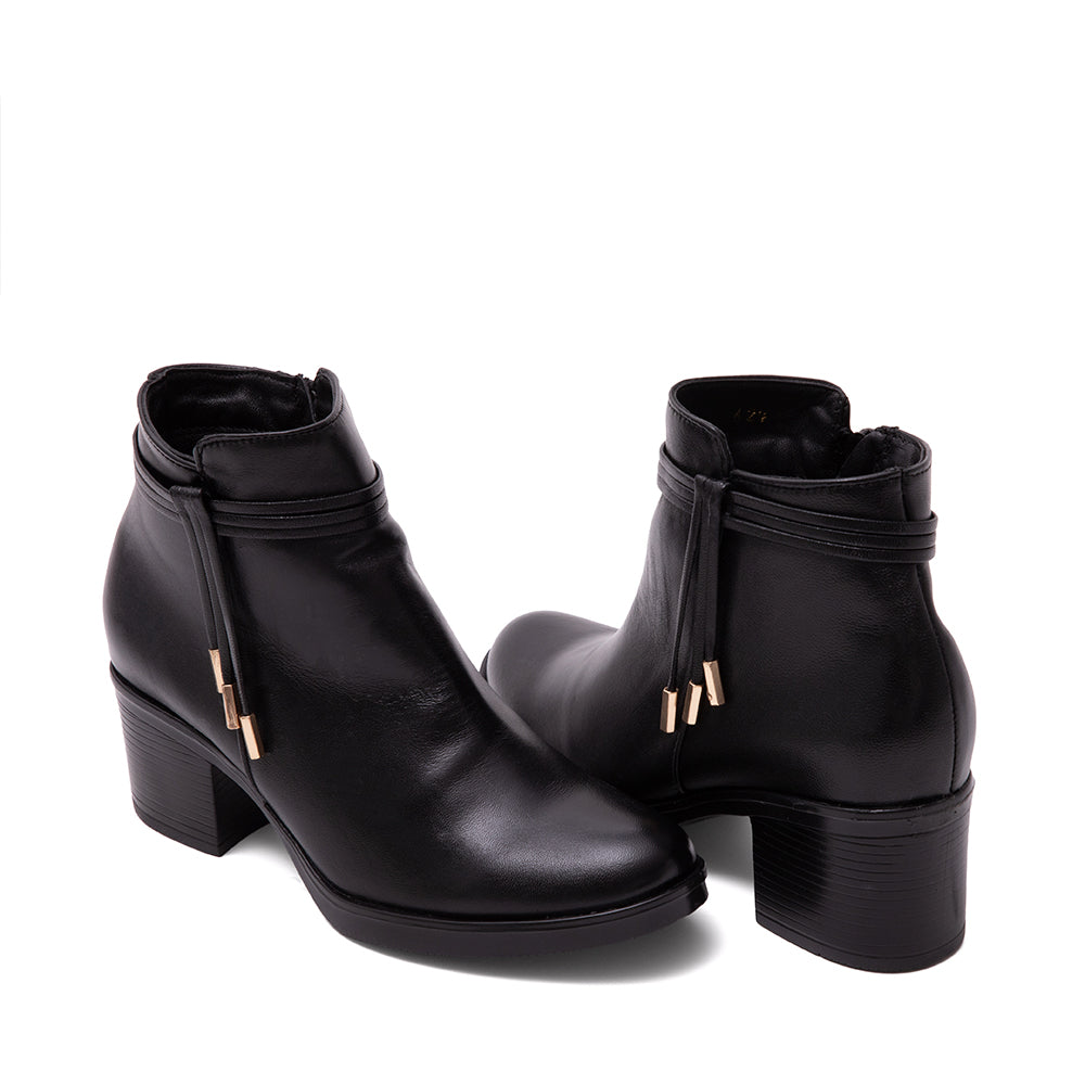 Bota Dama Negra Piel 24-624