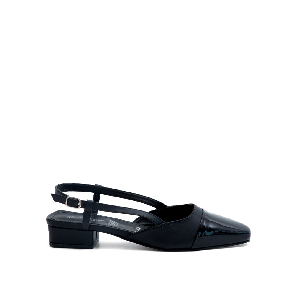 Zapatilla De Vestir Punta Cuadrada Negra 41-4401